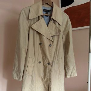 Banana Republic Trench Coat Size M